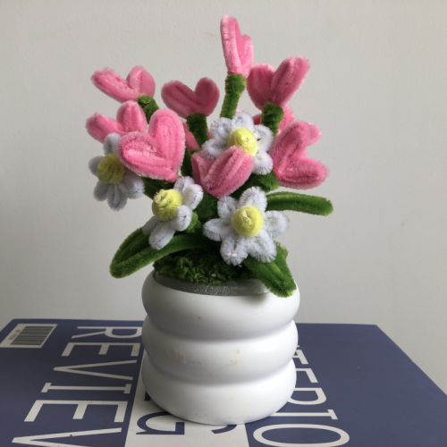 Handmade Pipe Cleaner White Daisy Flower Pink Love Heart Green Leaves with Flowers Potted Plant Artificial Simulation Flowers Indoor Home Desktop Party Wedding Decor Handmade Pipe Cleaner White Daisy Flower Pink Love Heart Green Leaves with Flowers Potted Plant Artificial Simulation Flowers Indoor Home Desktop Party Wedding Decor