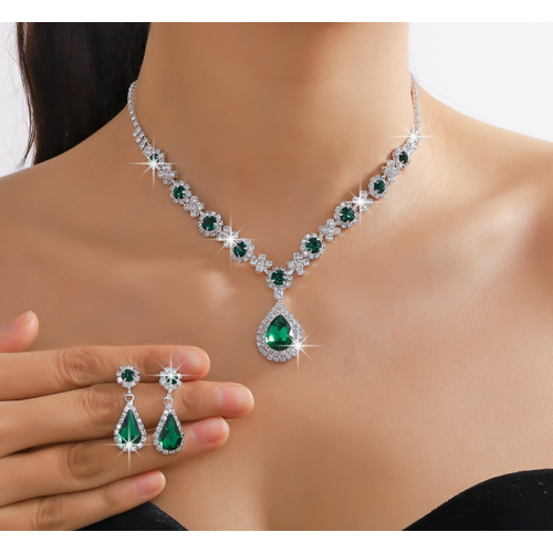 Women's Green Color Fashion Wedding Jewelry Luxury Crystal Pearl Necklace/EarringsLadies Jewelry Sets for Bridal Women's Green Color Fashion Wedding Jewelry Luxury Crystal Pearl Necklace/EarringsLadies Jewelry Sets for Bridal
