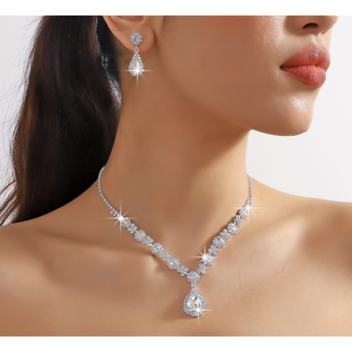Women's White Color Fashion Wedding Jewelry Luxury Crystal Pearl Necklace/EarringsLadies Jewelry Sets for Bridal