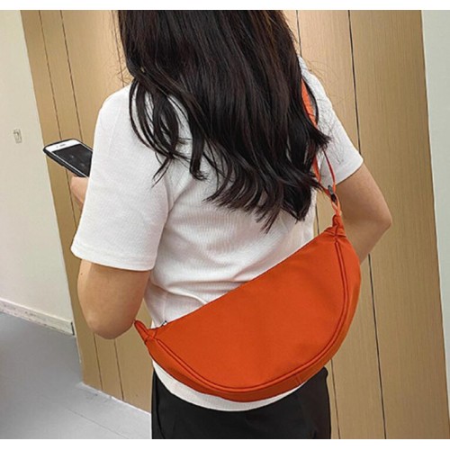 Red Summer Pleated Handlebags For Women Cloud Bags Leisure Armpit Bag Shopping Shoulder Bags Dumpling Handbag Female Red Summer Pleated Handlebags For Women Cloud Bags Leisure Armpit Bag Shopping Shoulder Bags Dumpling Handbag Female
