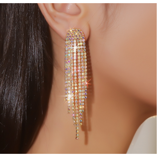 Sparkling gold Women's Cubic Zirconia Stud Earrings Gorgeous Female Wedding Party Fashion Ear Piercing Accessories New Jewelry Sparkling gold Women's Cubic Zirconia Stud Earrings Gorgeous Female Wedding Party Fashion Ear Piercing Accessories New Jewelry